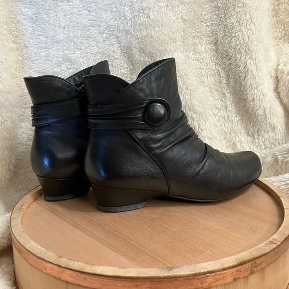 Ziera Women Canny Ankle Boots Black Leather Heel Bootie Comfort 39EU/8.5 US - Picture 3 of 9